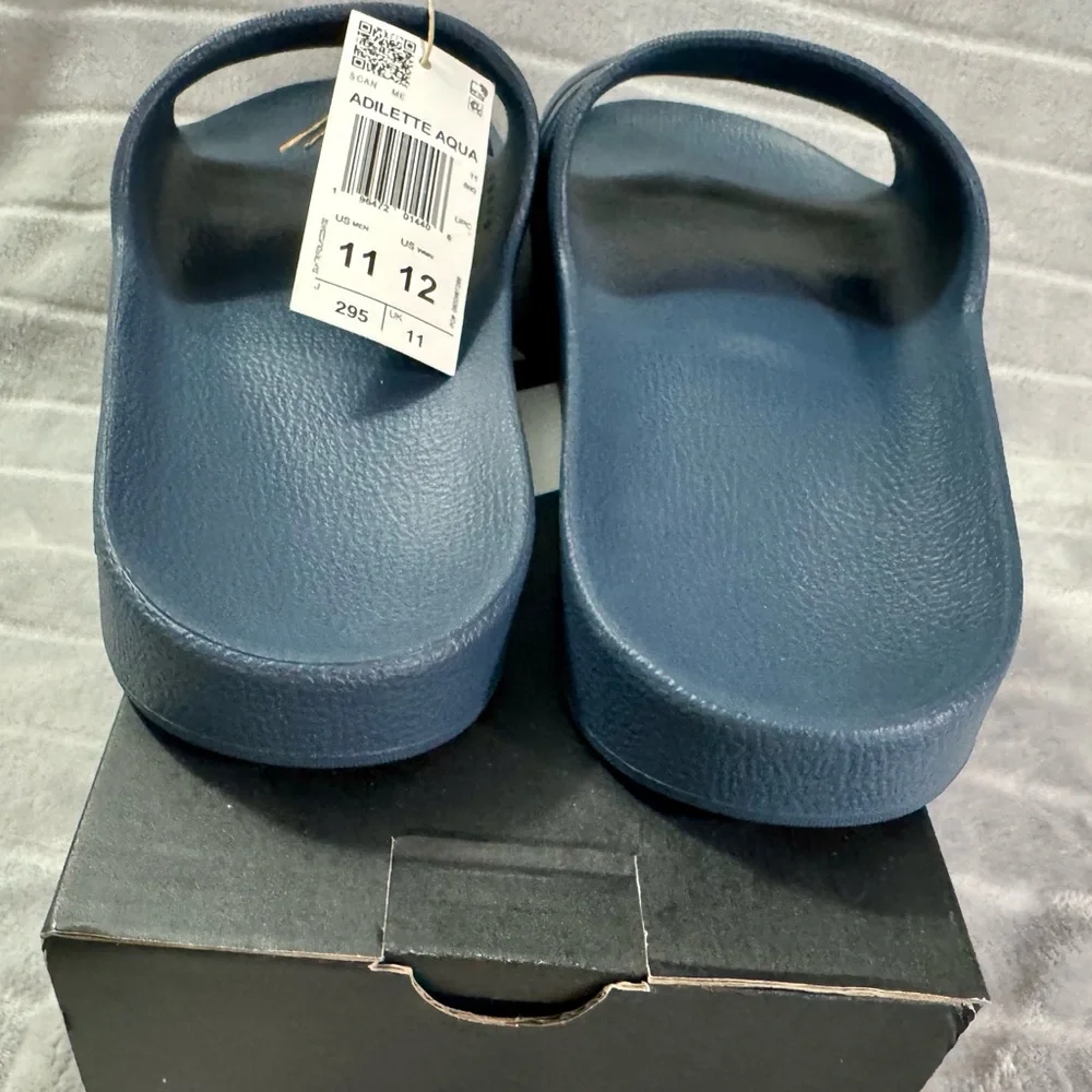 Adidas Adilette Aqua Navy Men’s Slides Size 11 - Picture 6 of 10